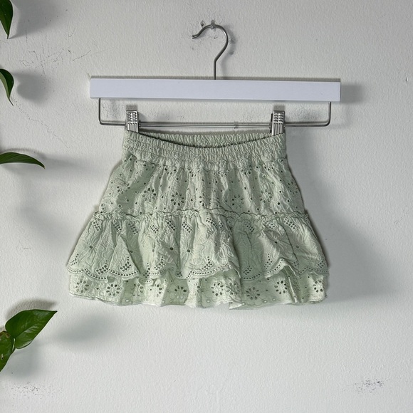 Zara Kids Ruffle Mint Green Eyelit Skirt - Picture 1 of 3